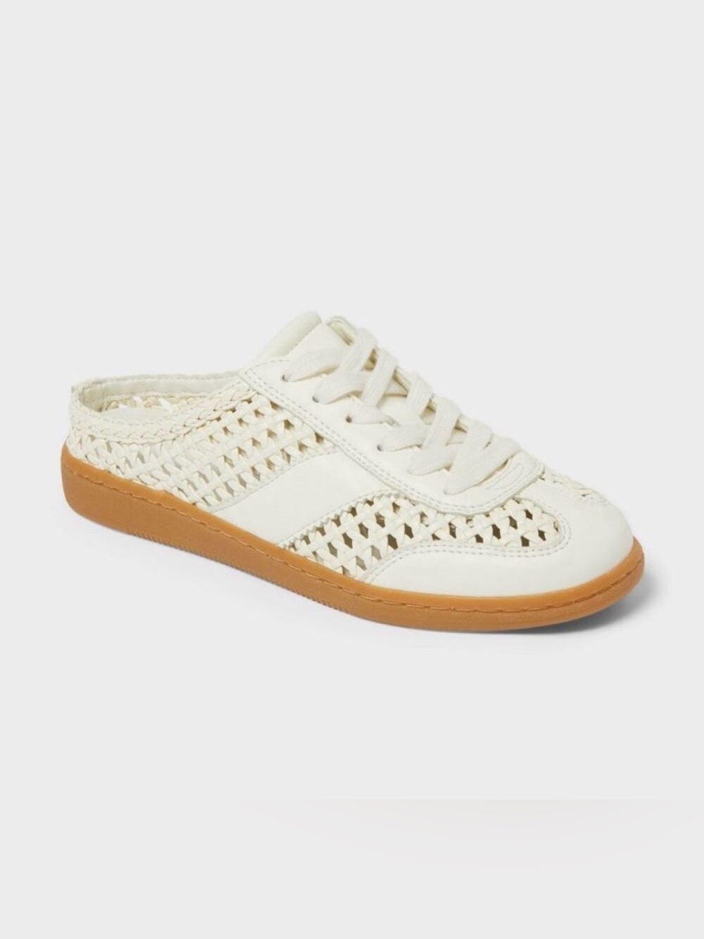 Universal Thread Women’s Lina Sneakers